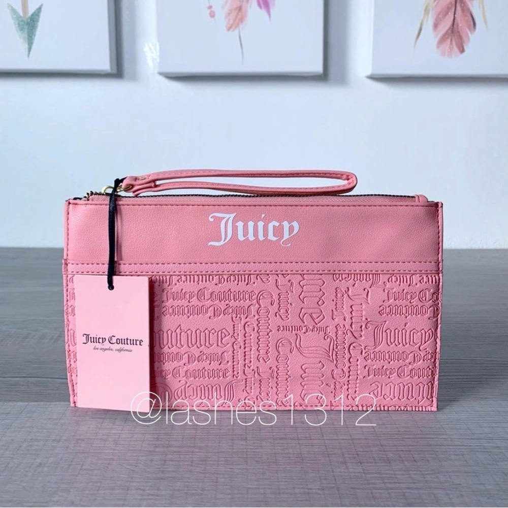 JUICY COUTURE Wallet Shout It Out Wristlet - Pink Icing